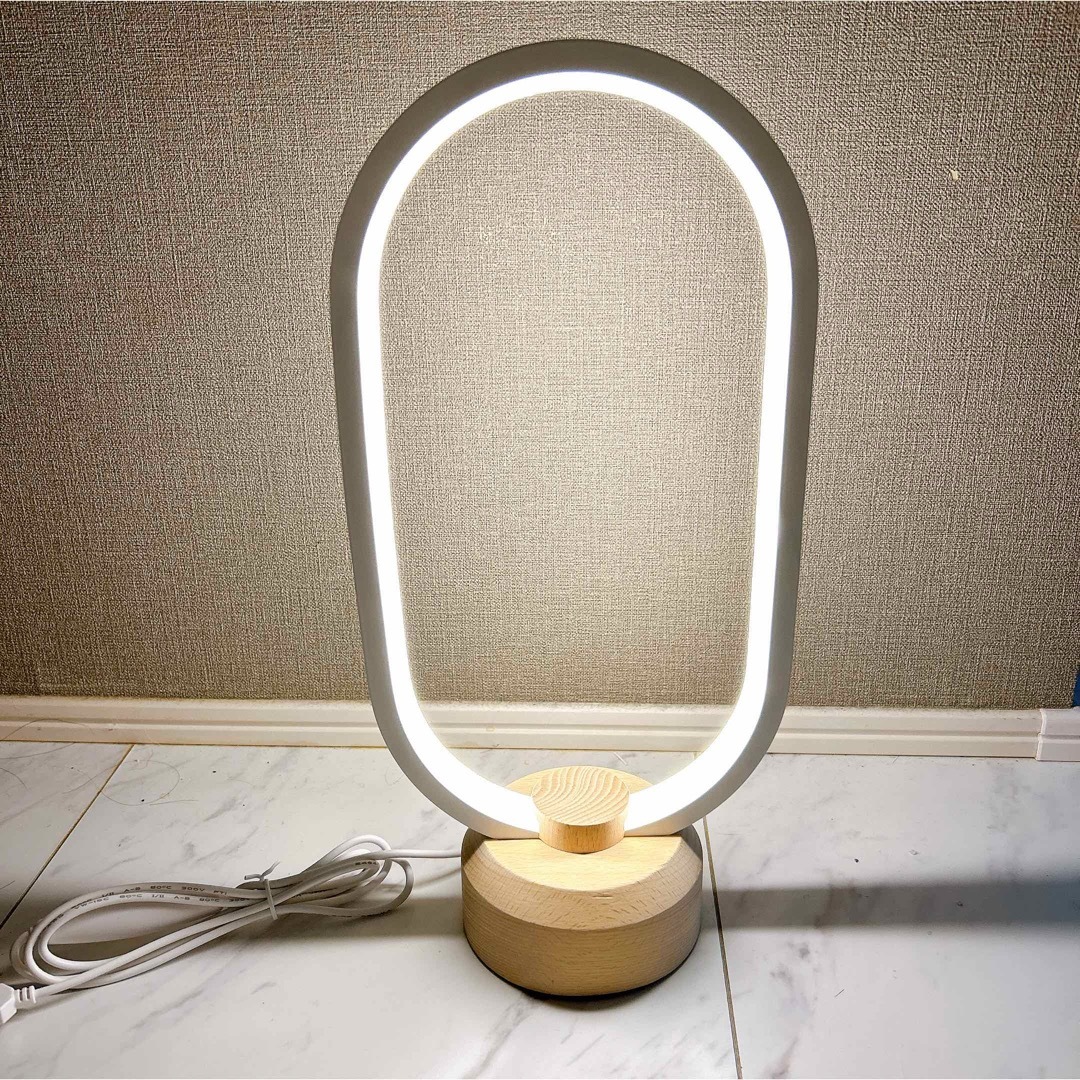 ナイトライト ベッドサイドランプLEDの木製の電気スタンド 楕円形 インテリア/住まい/日用品のライト/照明/LED(フロアスタンド)の商品写真