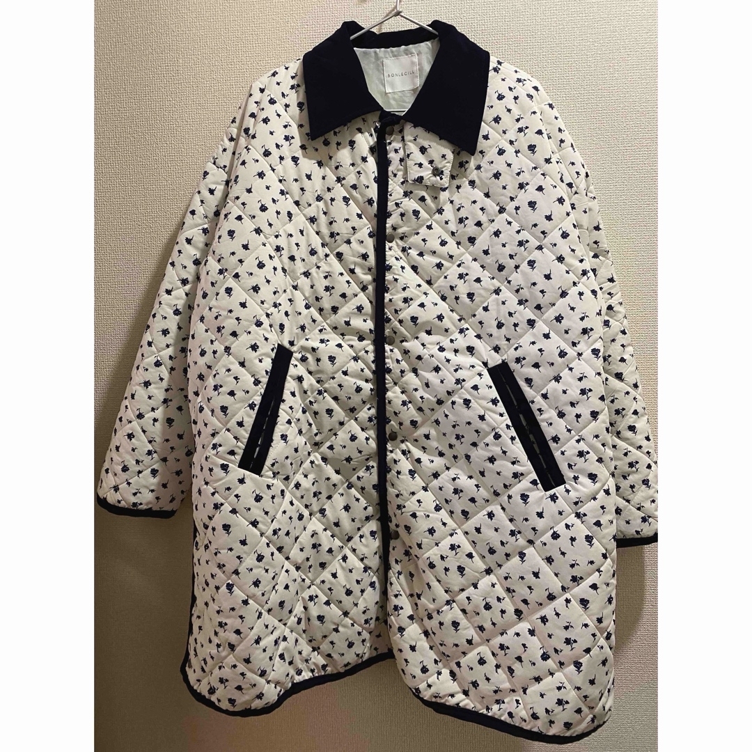 BEAMS BOY - BONLECILL テントラインコート 花柄 Aラインの通販 BEAMS BOY - BONLECILL テントラインコート 花柄 Aラインの通販