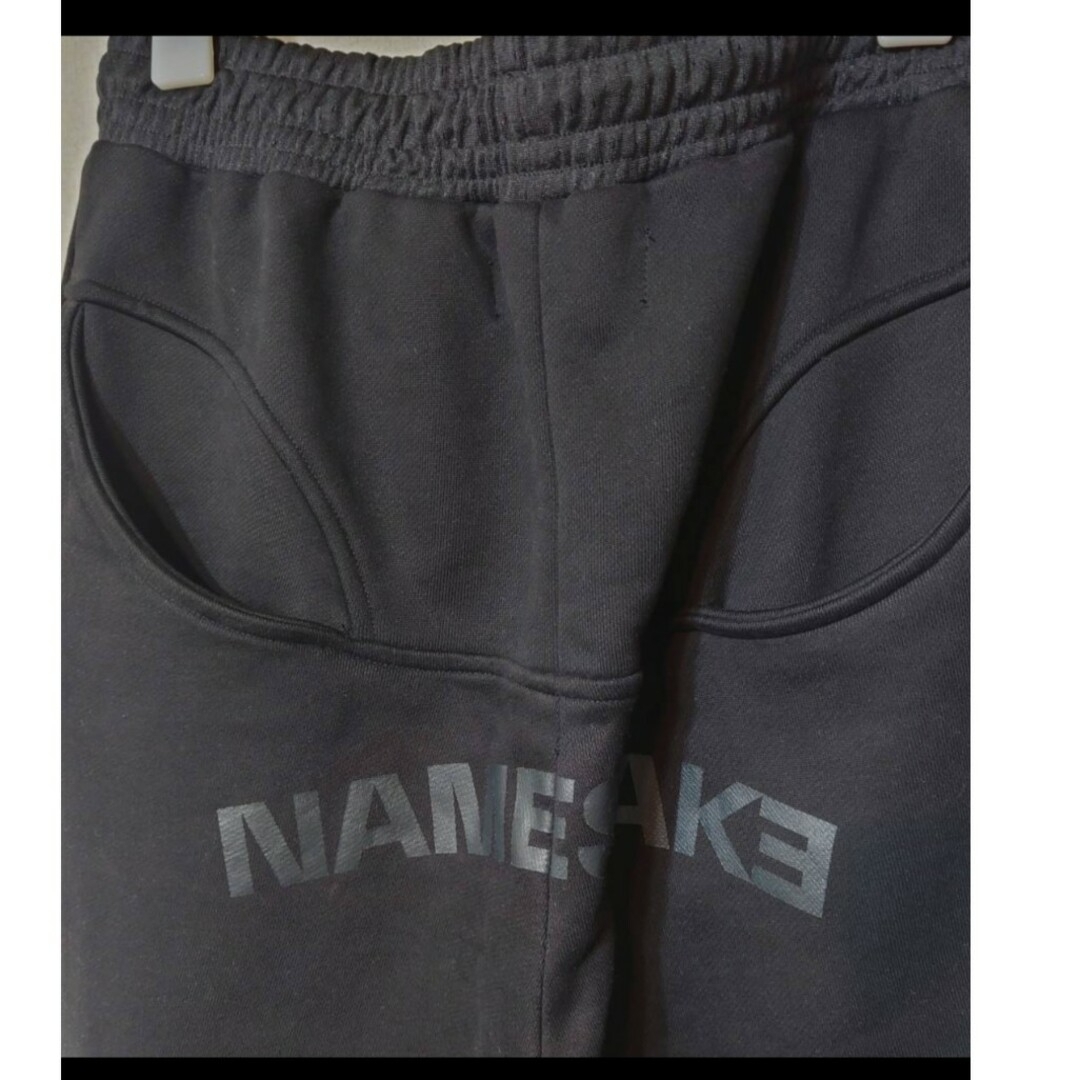 NAMESAKE ネイムセイク クロップドスウェットパンツ Mサイズ 黒 メンズのパンツ(その他)の商品写真