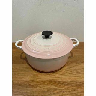 LE CREUSET ルクルーゼ ココットロンド 18 パウダーピンク　pink