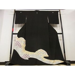 平和屋野田店■豪華黒留袖　駒刺繍　刺繍　籬文　銀彩　着丈162cm　裄丈66.5cm　正絹　逸品　A-bw2945(着物)