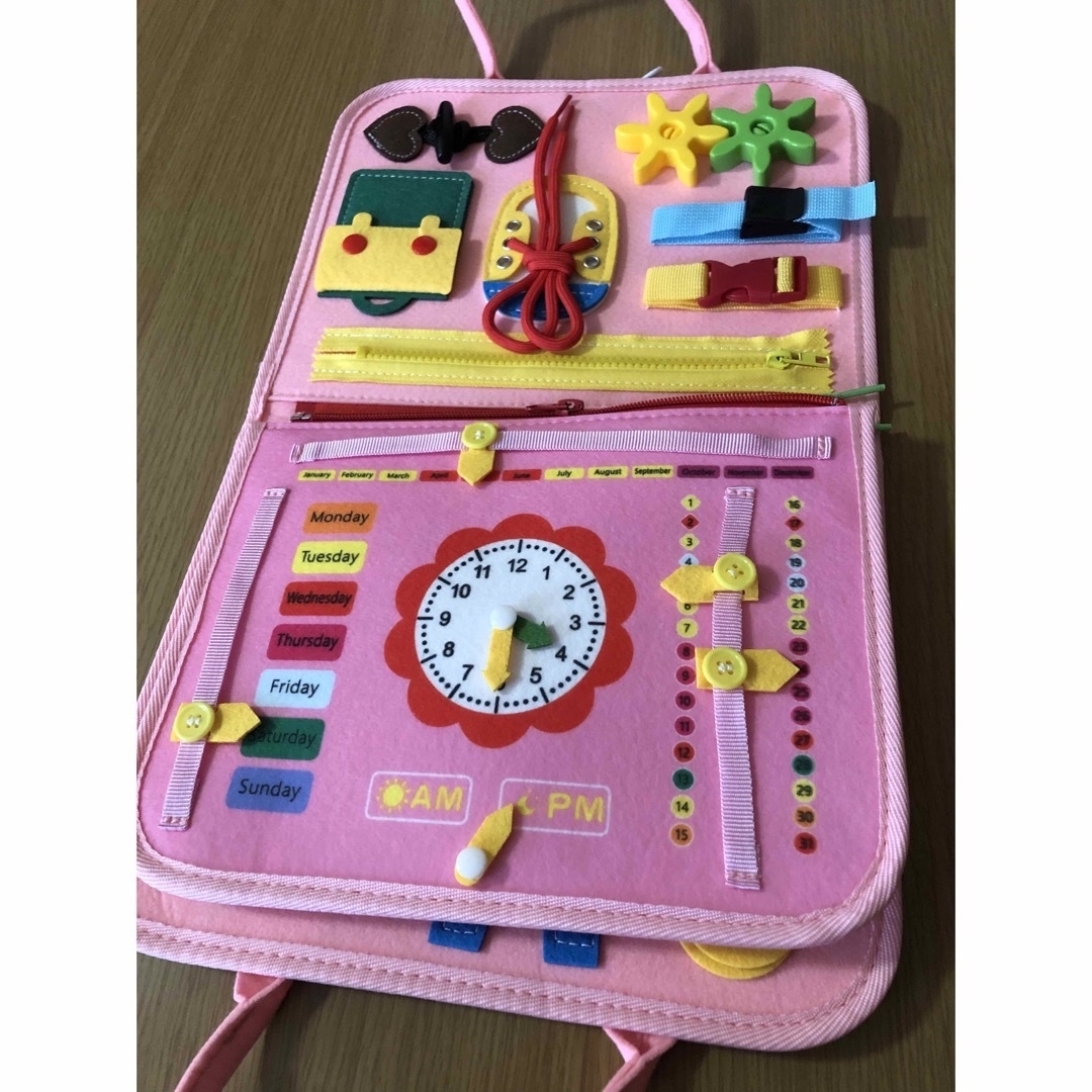 ビジーボード　知育玩具　ピンク　おもちゃ　バック キッズ/ベビー/マタニティのおもちゃ(知育玩具)の商品写真