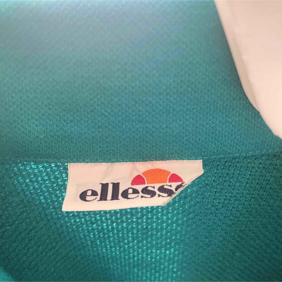 ellesse(エレッセ)の新品未使用　エレッセ　ハーフジップトレーナー　プルオーバー　ジャージ　即購入可能 メンズのトップス(ジャージ)の商品写真