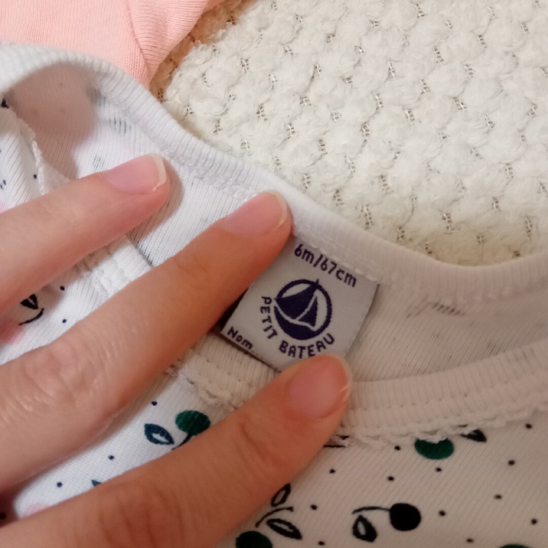 PETIT BATEAU(プチバトー)のプチバトー　ボディスーツ　ロンパース　肌着　半袖　夏　女の子 キッズ/ベビー/マタニティのベビー服(~85cm)(肌着/下着)の商品写真