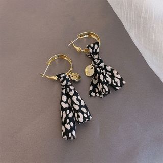 未使用】♡Lani Couture♡ハートピアスの通販 by ナッツshop♡|ラクマ