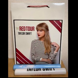 Taylor Swift tourグッズ(海外アーティスト)