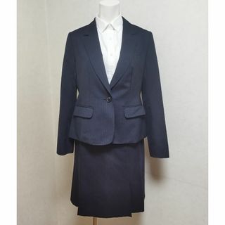 アオヤマ(青山)の美品13号　11号スカート シルク混　Nライン洋服の青山卒業式スーツ 就活スーツ(スーツ)