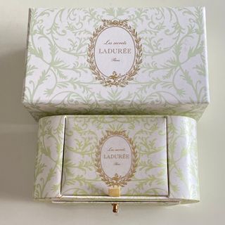 スクレバイラデュレ(Les Secrets LADUREE)のラデュレ　メモケース(小物入れ)