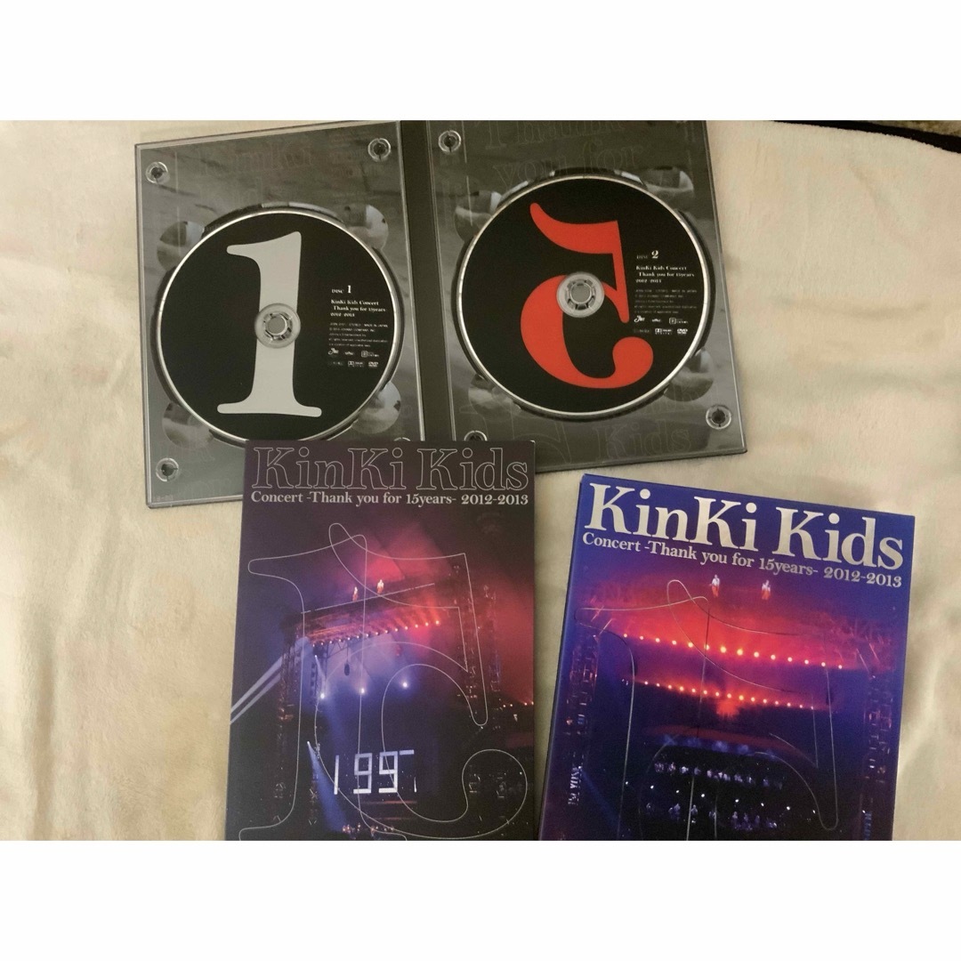 KinKi Kids(キンキキッズ)のKinKi KidsConcert-Thank you for 15years エンタメ/ホビーのDVD/ブルーレイ(ミュージック)の商品写真