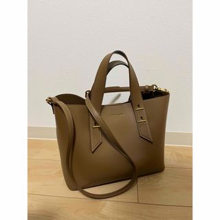 チャールズアンドキース(Charles and Keith)のダブルハンドル スローチーバッグ（Khaki）(ハンドバッグ)