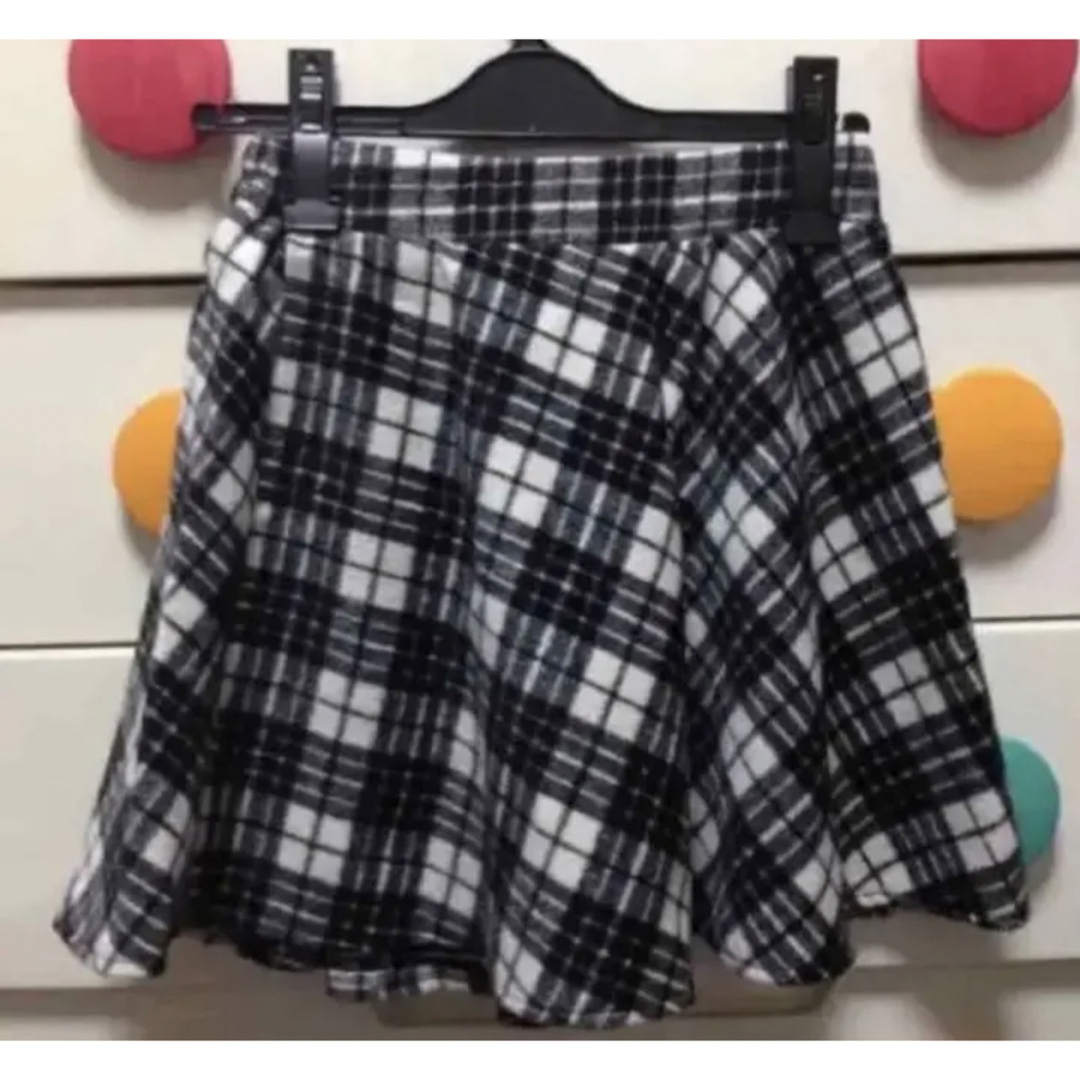 SPINNS(スピンズ)のスピンズ　チェックフレアミニスカート レディースのスカート(ミニスカート)の商品写真