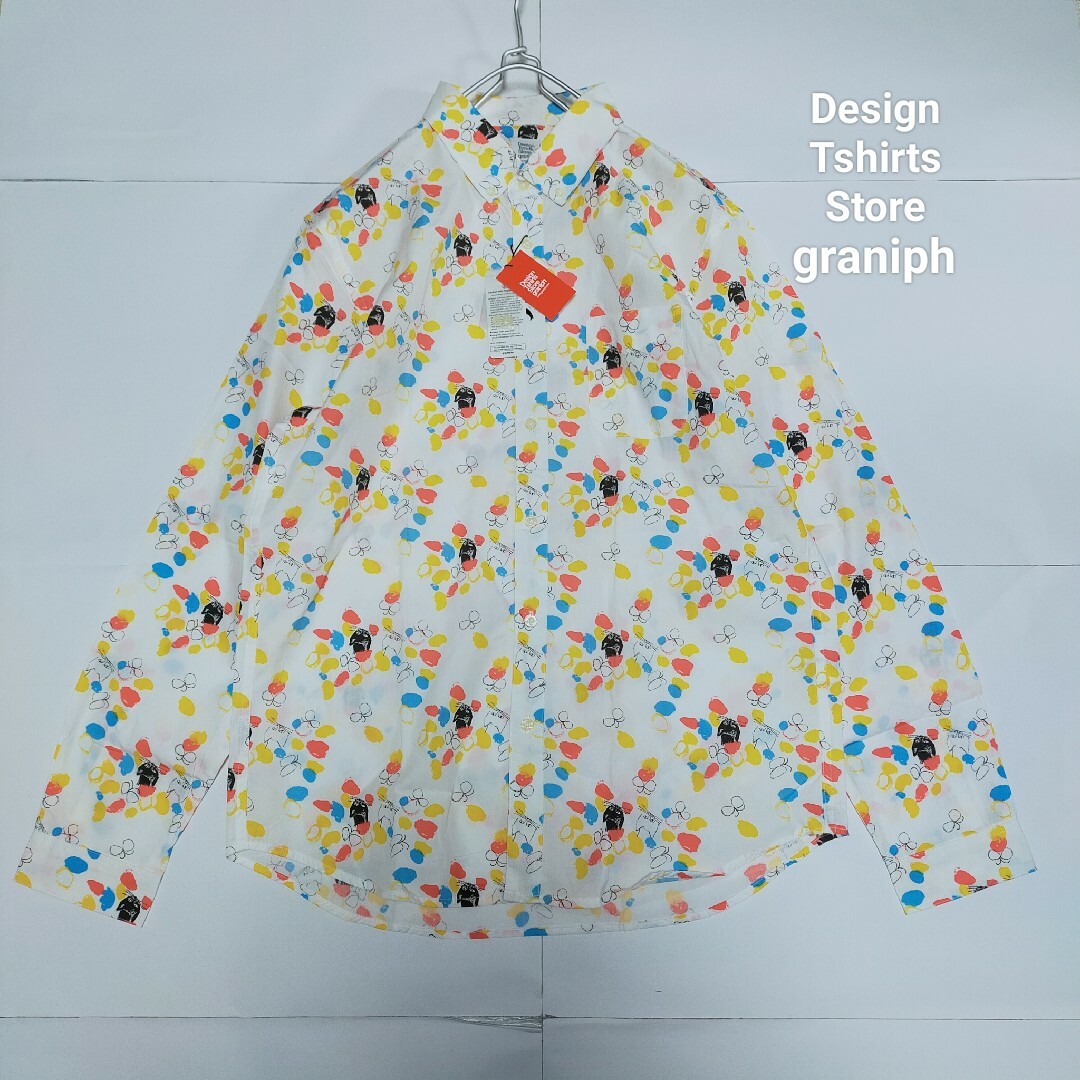 Design Tshirts Store graniph(グラニフ)の✨新品✨graniph グラニフ　絵本『しろねこくろねこ』総柄シャツ　きくちちき メンズのトップス(シャツ)の商品写真