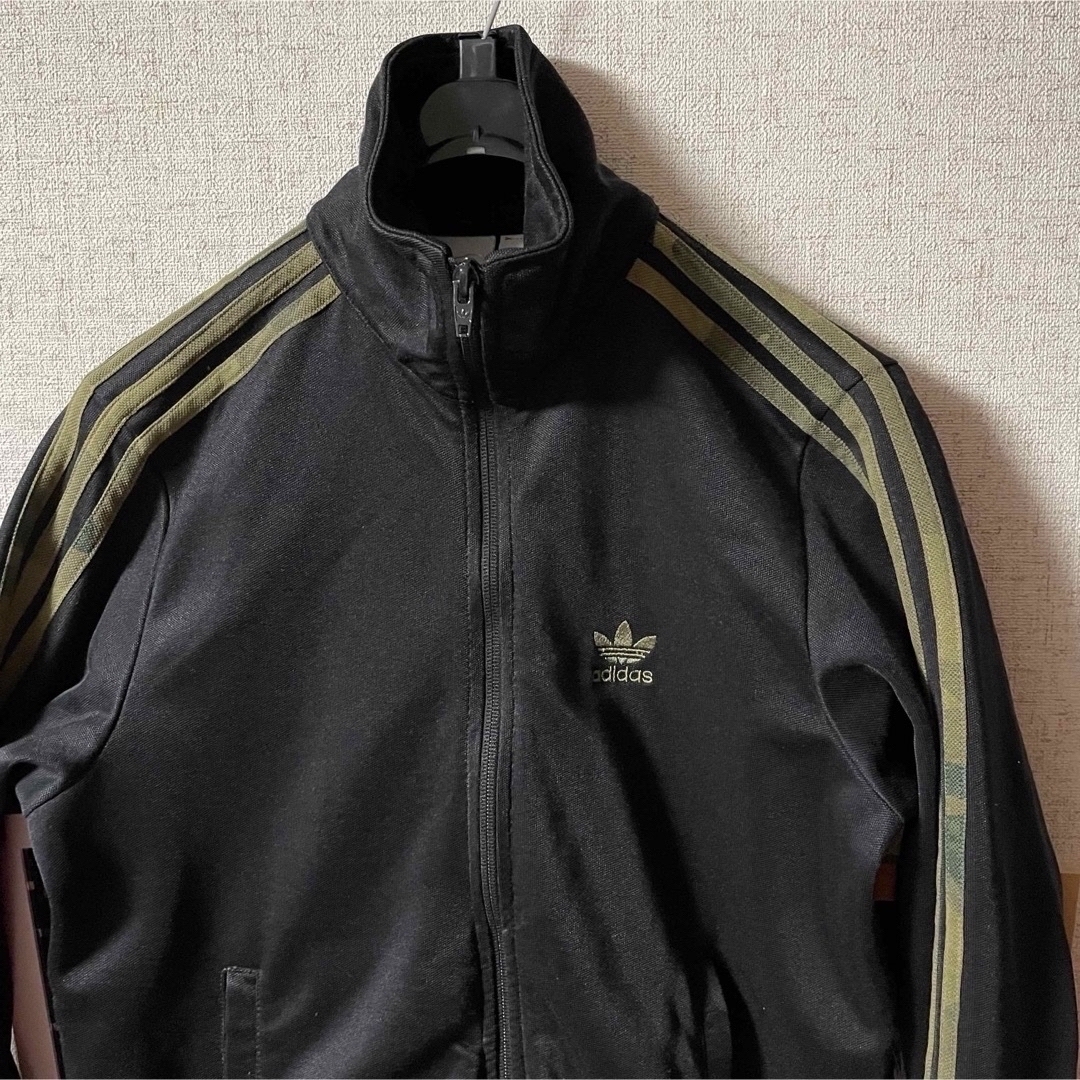 adidas(アディダス)の【レア】adidas カモフラ柄トラックジャケット&パンツセット Sサイズ メンズのトップス(ジャージ)の商品写真