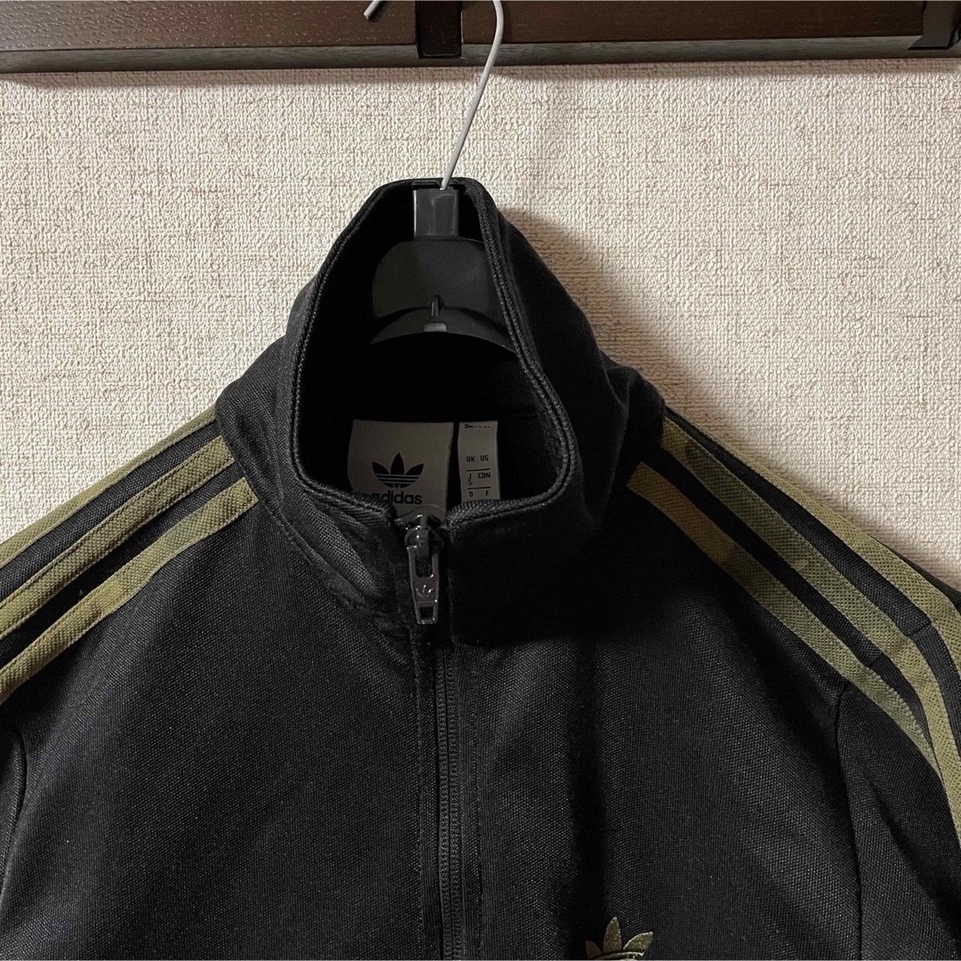 adidas(アディダス)の【レア】adidas カモフラ柄トラックジャケット&パンツセット Sサイズ メンズのトップス(ジャージ)の商品写真