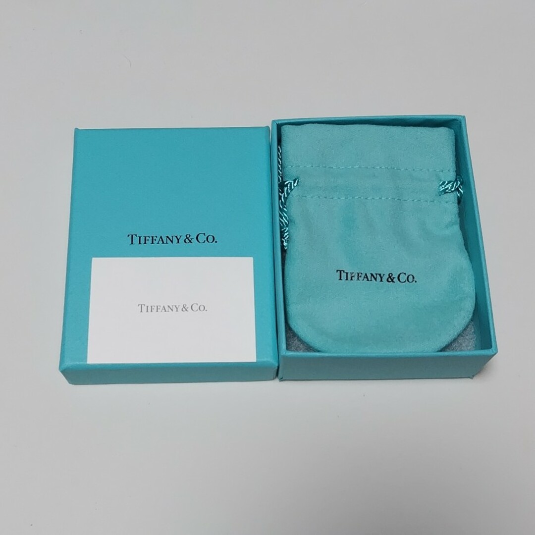 Tiffany & Co.(ティファニー)のTIFFANY ティファニー 750 RG スマイル ピアス レディースのアクセサリー(ピアス)の商品写真