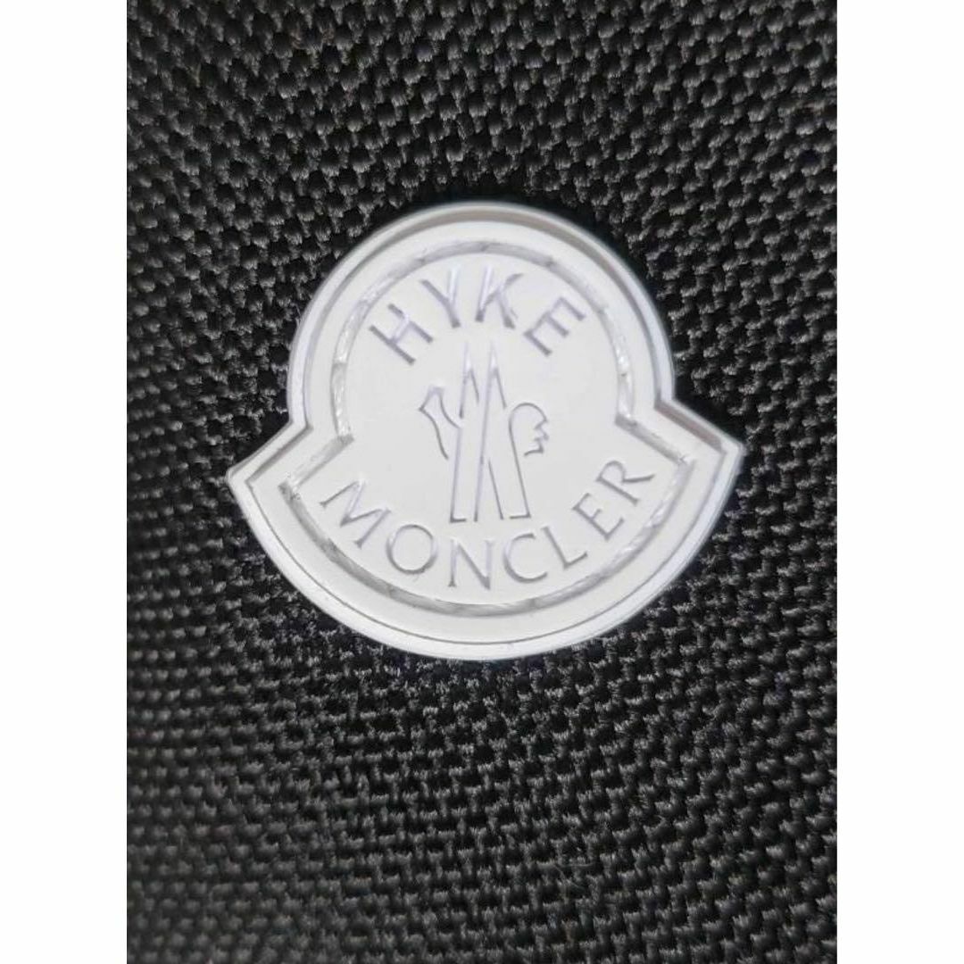 MONCLER(モンクレール)の新品　定価40万　MONCLER × HYKE バックパック　モンクレール メンズのバッグ(バッグパック/リュック)の商品写真