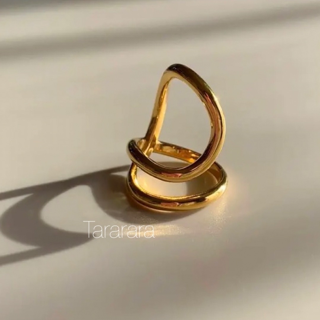 ●stainless Round twist ring●金属アレルギー対応 レディースのアクセサリー(リング(指輪))の商品写真