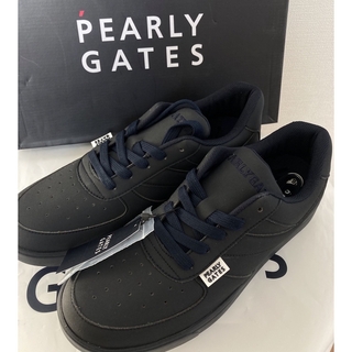 パーリーゲイツ(PEARLY GATES)の新品 パーリーゲイツ 定番ローカット ゴルフシューズ 26.5 紺 レンチ&袋付(シューズ)