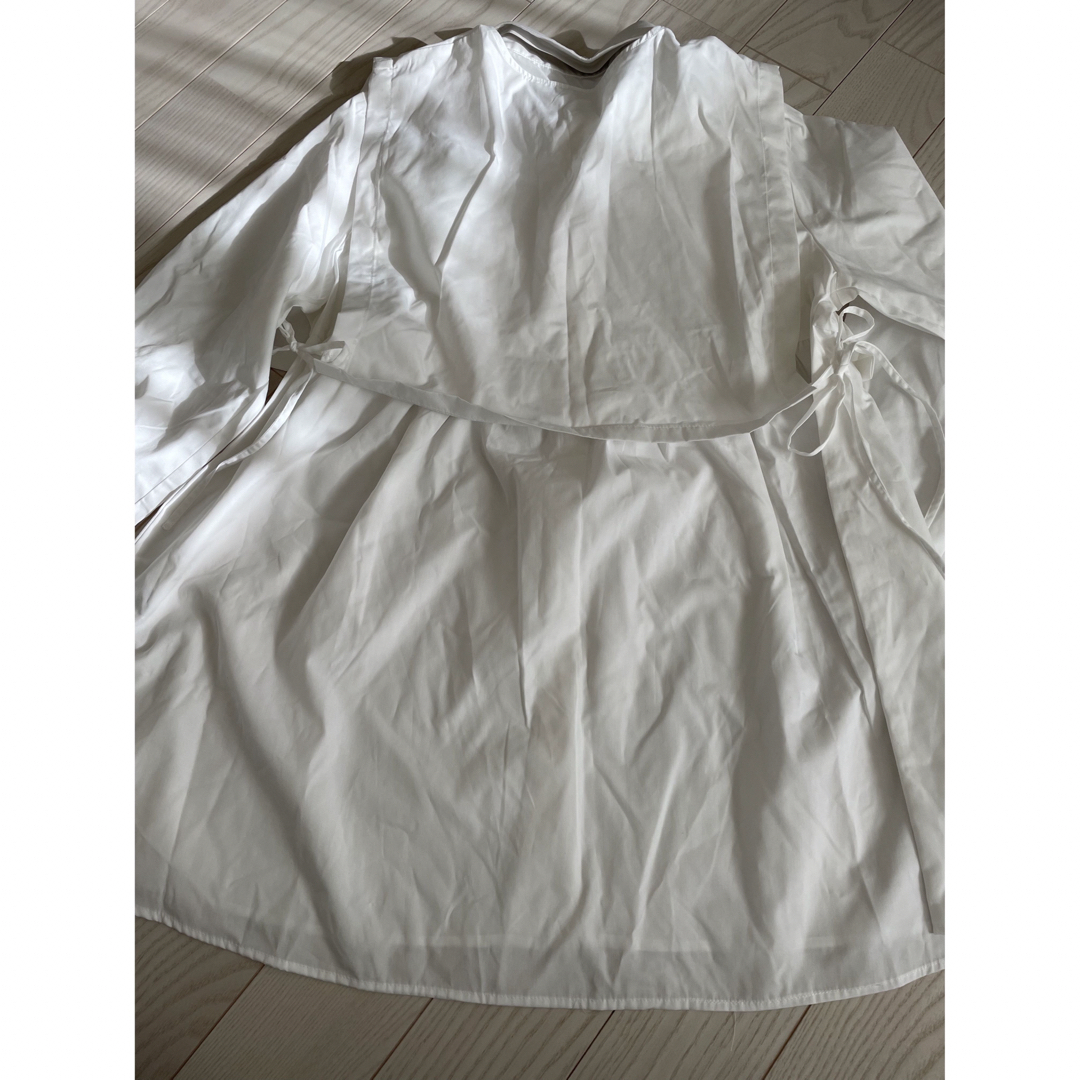 GU(ジーユー)のGU  2wayレイヤードチュニックシャツ（長袖）　オフホワイト　Lサイズ レディースのトップス(シャツ/ブラウス(長袖/七分))の商品写真
