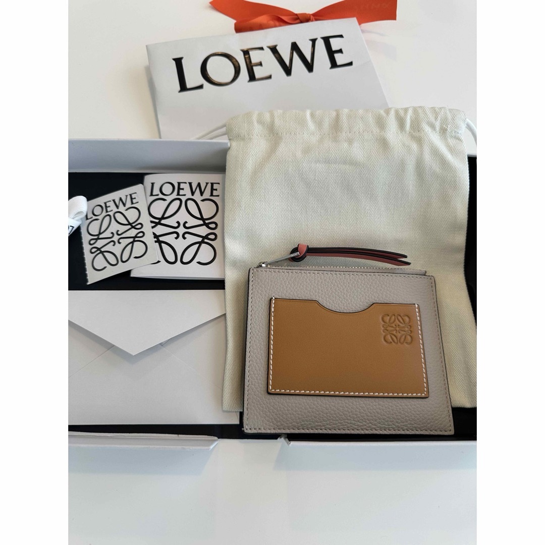 LOEWE(ロエベ)のロエベ　カードケース　ほぼ新品 メンズのファッション小物(コインケース/小銭入れ)の商品写真