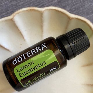 ドテラ(doTERRA)の新品『レモンユーカリ』エッセンシャルオイル　正規品(エッセンシャルオイル（精油）)