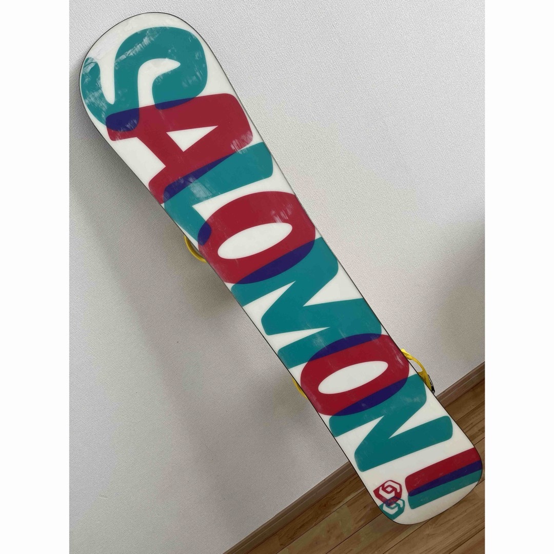 SALOMON(サロモン)のSALOMON スノーボード 140cm ビンディング付き スポーツ/アウトドアのスノーボード(ボード)の商品写真