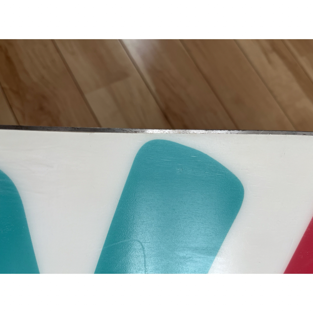 SALOMON(サロモン)のSALOMON スノーボード 140cm ビンディング付き スポーツ/アウトドアのスノーボード(ボード)の商品写真