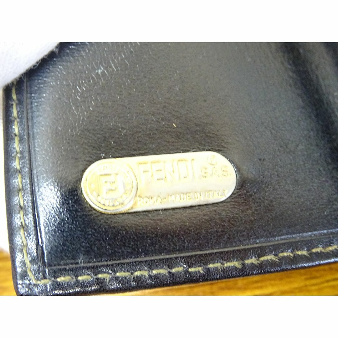 FENDI(フェンディ)のK藤020/ FENDI ペカン レザー 二つ折り財布 がま口 ミニ財布  レディースのファッション小物(財布)の商品写真