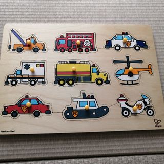 Hape - 美品 Hape ハペ ✩ 木製パズル 乗り物 型はめパズル 知育玩具 車