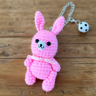 キーホルダー バッグチャーム お守り かわいい 卒業 お揃い イニシャル うさぎ(キーホルダー)