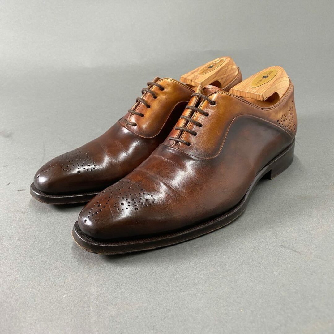 1b8 MAGNANNI マグナーニ メダリオンドレスシューズ 38 ブラウン レザー スペイン製 革靴 19116 ローファー メンズの靴/シューズ(ドレス/ビジネス)の商品写真