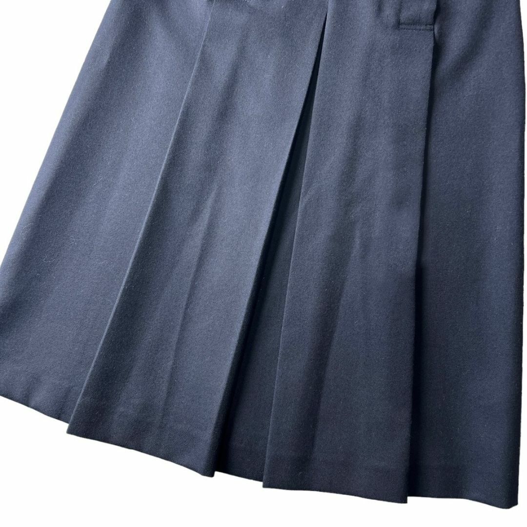 allureville(アルアバイル)のアルアバイル 金ボタン ツータック ロング ツイル マリン スカート ネイビー レディースのスカート(ロングスカート)の商品写真