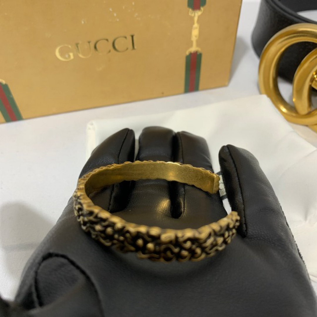 Gucci(グッチ)のGUCCI【グッチ】ライオンの立髪 ゴールド バングル メンズのアクセサリー(バングル/リストバンド)の商品写真