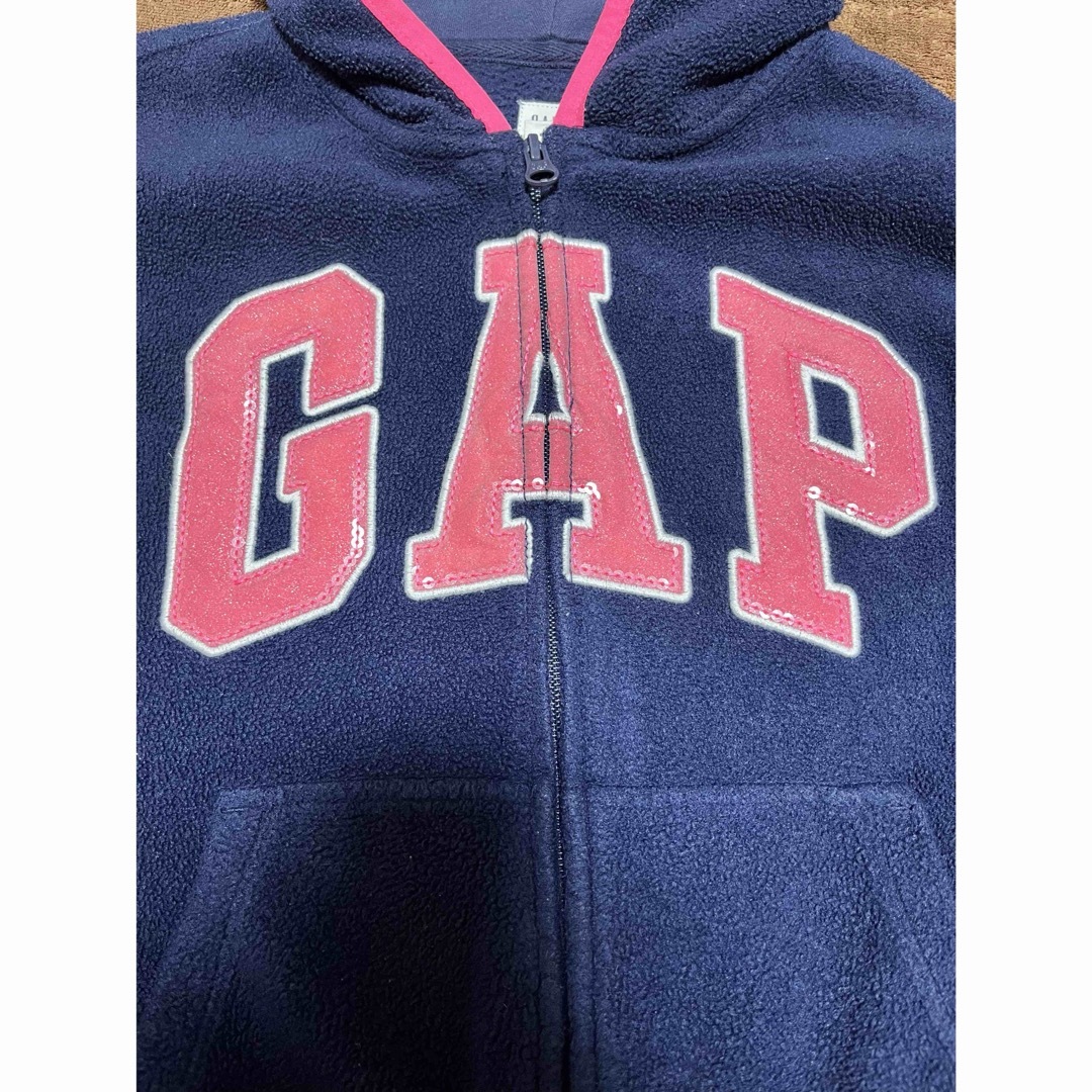 GAP Kids(ギャップキッズ)のGAP KIDS ジップアップ パーカー 裏起毛 150 キッズ/ベビー/マタニティのキッズ服女の子用(90cm~)(ジャケット/上着)の商品写真