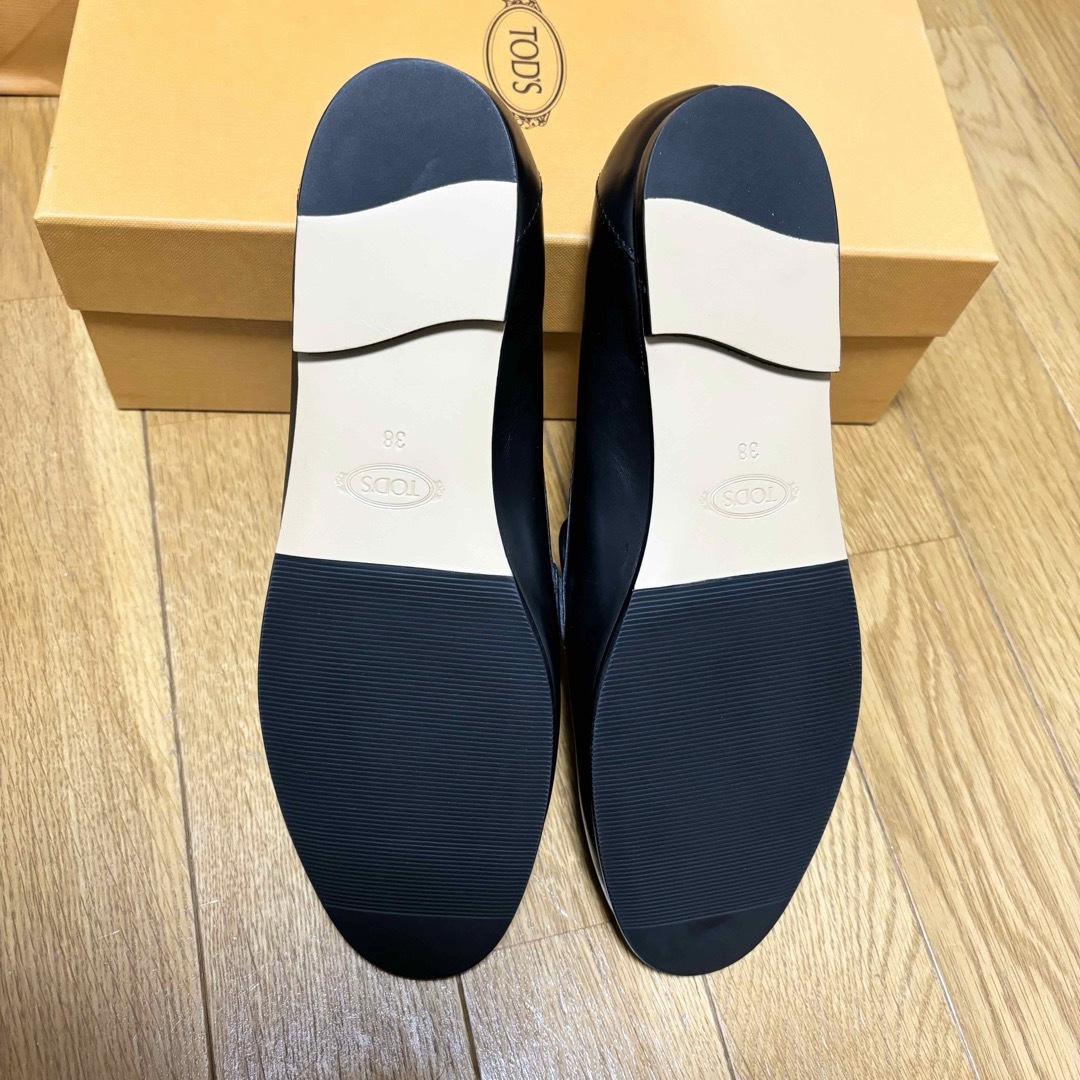 TOD'S(トッズ)の【未使用・正規品】TOD’S トッズ Tタイムレスレザーローファー 38 レディースの靴/シューズ(ローファー/革靴)の商品写真