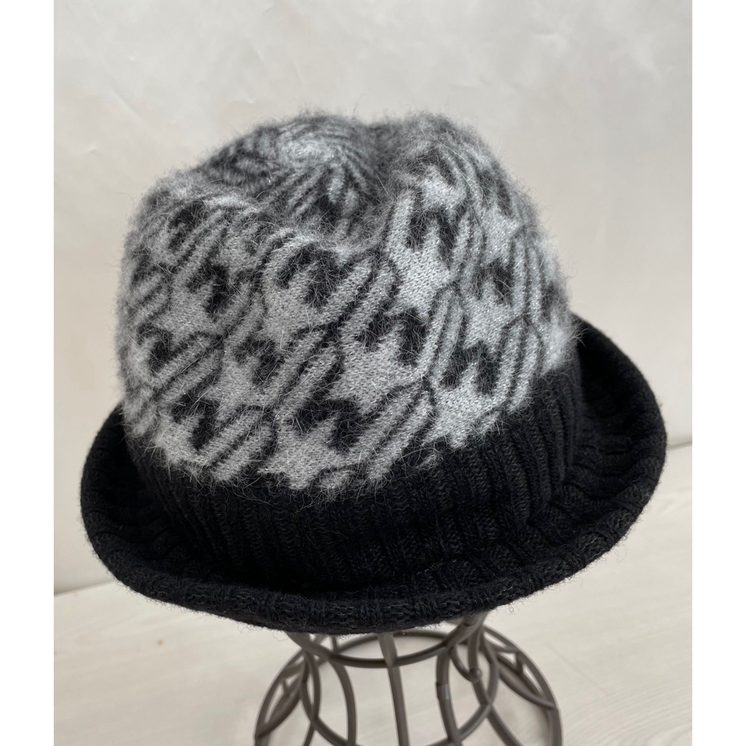 Vivienne Westwood(ヴィヴィアンウエストウッド)のヴィヴィアンウエストウッド　中折れ帽　Vivienne Westwood　S〜M レディースの帽子(ハット)の商品写真