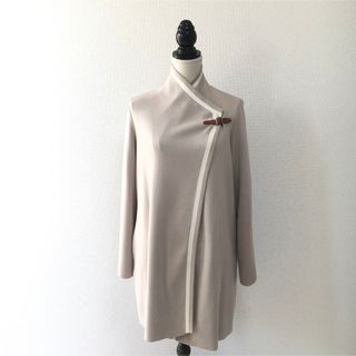 フォクシー(FOXEY)の美品　FOXEY フォクシー　レザーベルト　ロング　コート　カーディガン(カーディガン)