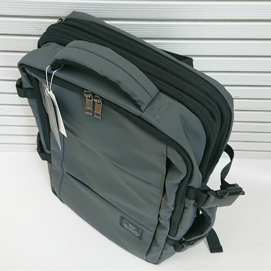 新品 GUSCIO グッシオ ウォーモ 19-8035 ビジネスリュック グレィ メンズのバッグ(バッグパック/リュック)の商品写真