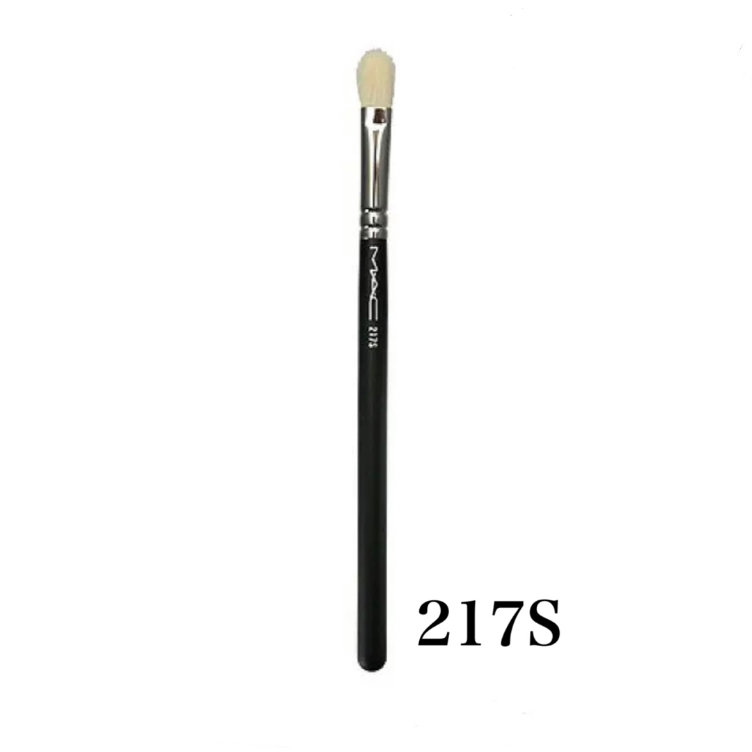 MAC(マック)の大セール中！MAC  #217S ブレンディング ブラシ コスメ/美容のメイク道具/ケアグッズ(ブラシ・チップ)の商品写真