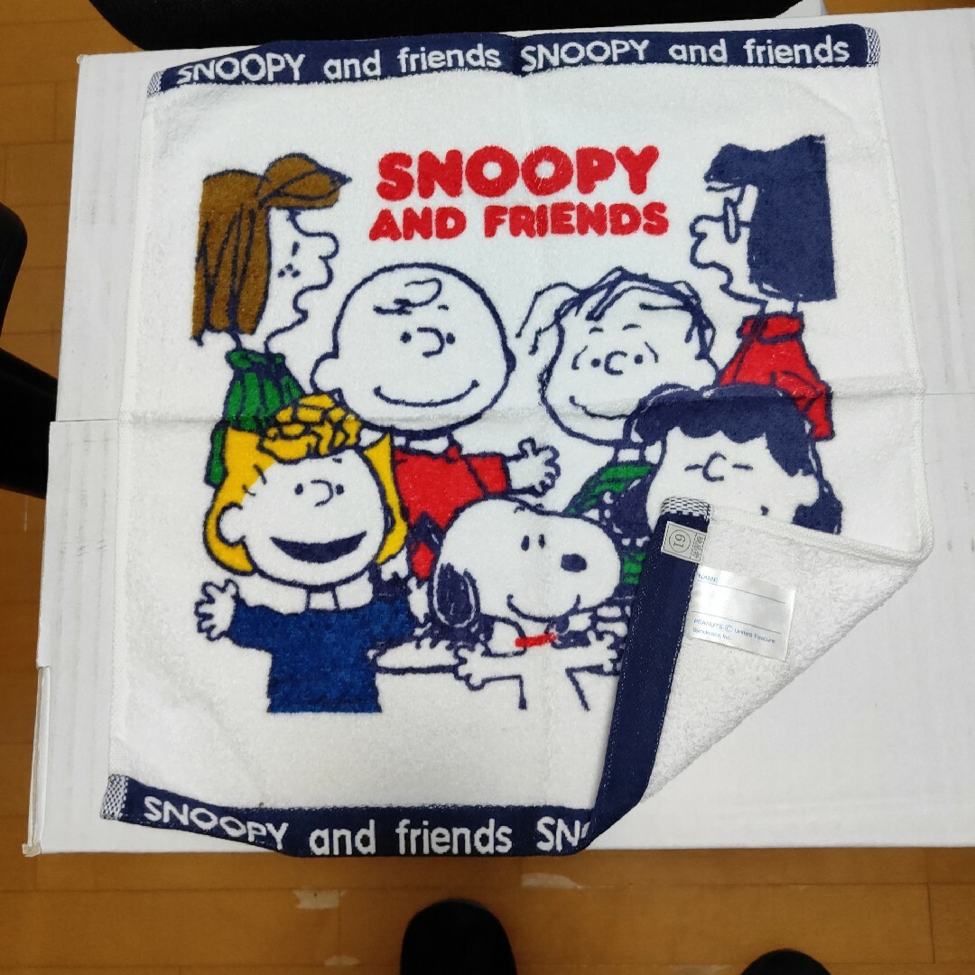 SNOOPY(スヌーピー)の5167 新品スヌーピーハンドタオル4枚セット エンタメ/ホビーのアニメグッズ(タオル)の商品写真