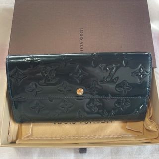 ルイヴィトン(LOUIS VUITTON)のLouise Vuitton ヴィトン　ヴェルニ　長財布　ダークグリーン(財布)