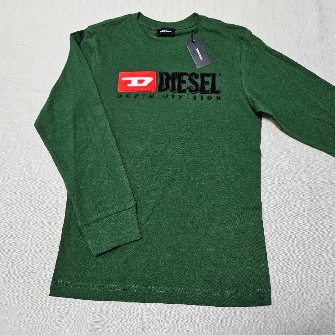 DIESEL(ディーゼル)のDIESEL　ディーゼルキッズ　長袖Tシャツ キッズ/ベビー/マタニティのキッズ服男の子用(90cm~)(Tシャツ/カットソー)の商品写真