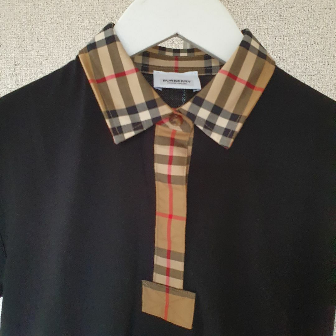 BURBERRY(バーバリー)の【新品・未使用】BURBERRY kids ポロワンピース　ブラック　10Y　 キッズ/ベビー/マタニティのキッズ服女の子用(90cm~)(ワンピース)の商品写真