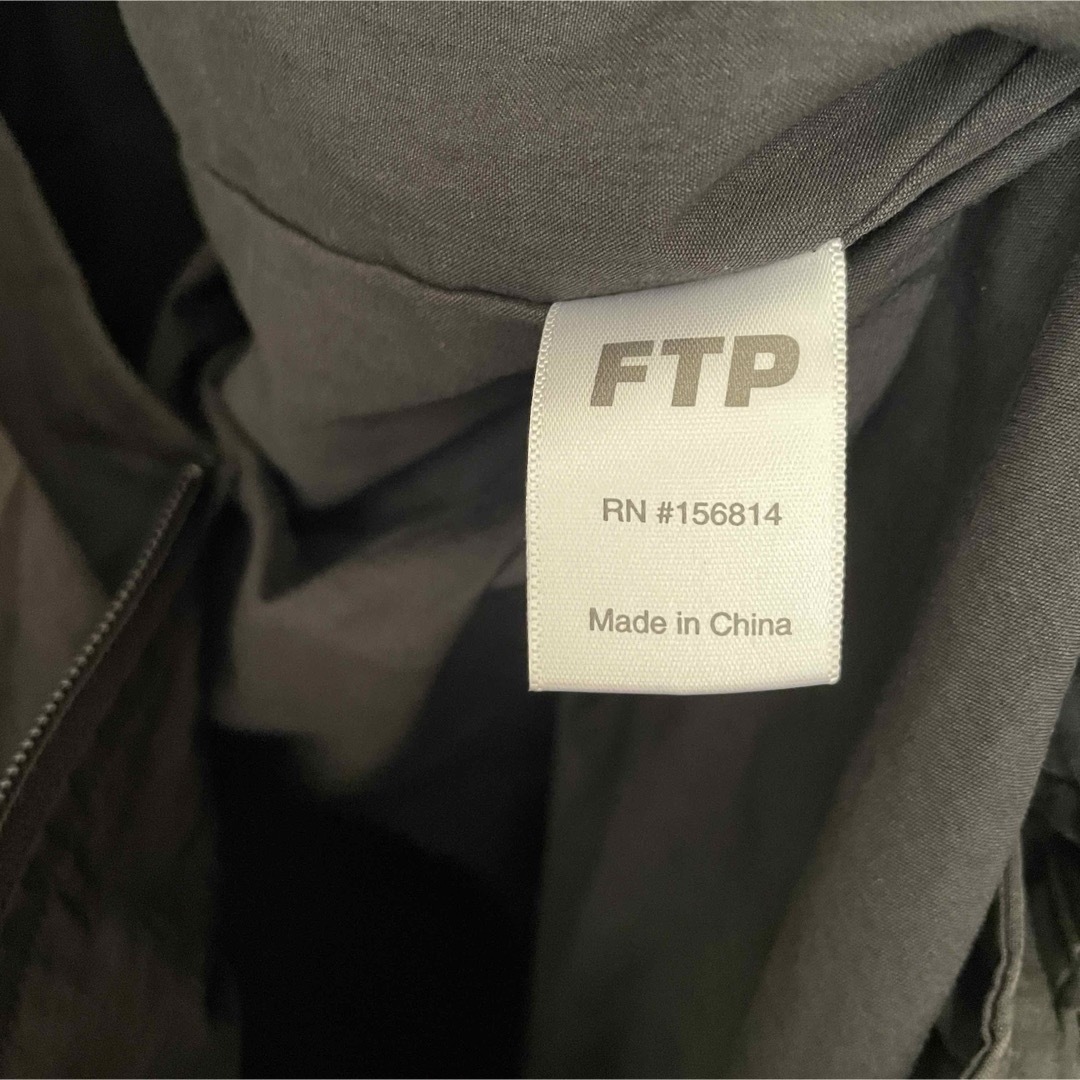 Supreme(シュプリーム)のFTP fuck the population ユーティリティベスト ブラックL メンズのトップス(ベスト)の商品写真