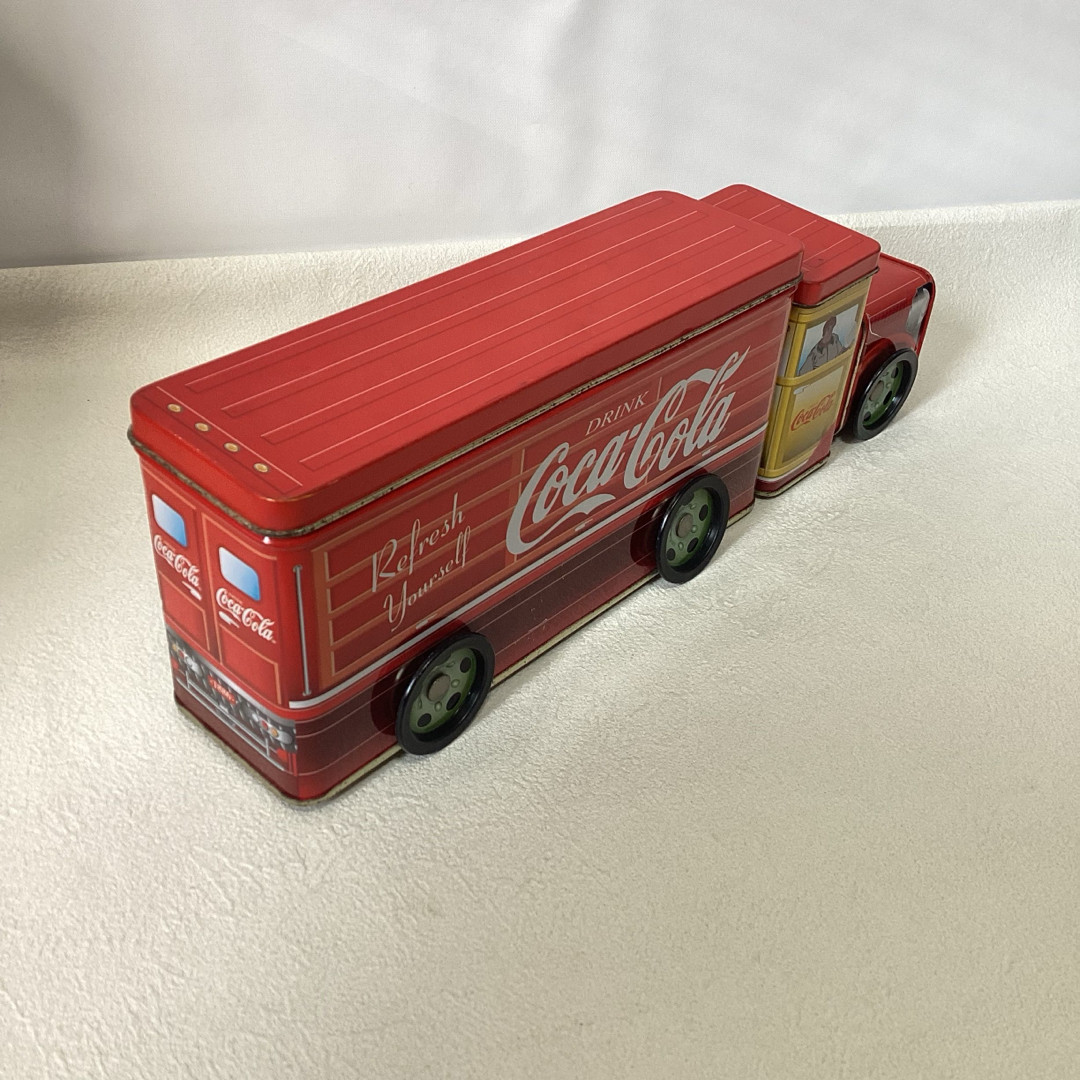 コカ・コーラ(コカコーラ)の⭐︎レア⭐︎Coca Cola (コカコーラ) ブリキトレーラー  インテリア/住まい/日用品のインテリア小物(その他)の商品写真