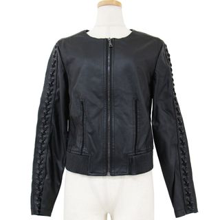 ゲス(GUESS)のGUESS ゲス ブルゾン ジャケット ブラック 黒 XS ノーカラー ショート丈 レースアップ フェイクレザー アウター ブルゾン レザージャケット 大人 きれいめ カジュアル モード系【レディース】【中古】(ブルゾン)