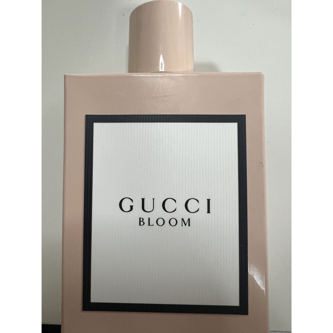 Gucci(グッチ)のグッチ　ブルーム　オードパルファム コスメ/美容の香水(ユニセックス)の商品写真