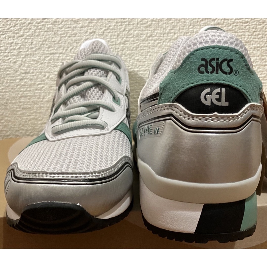 asics(アシックス)のアシックス ゲルライト3 26.5cm 1201A826-101 メンズの靴/シューズ(スニーカー)の商品写真