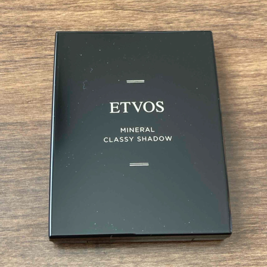 ETVOS(エトヴォス)のエトヴォス  ミネラルクラッシィシャドー　スローベージュ コスメ/美容のベースメイク/化粧品(アイシャドウ)の商品写真