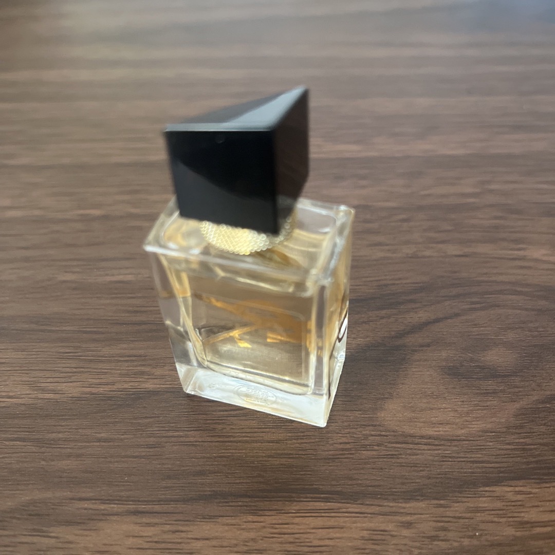 Yves Saint Laurent(イヴサンローラン)のリブレ　オーデパルファム 7.5ml コスメ/美容の香水(香水(女性用))の商品写真